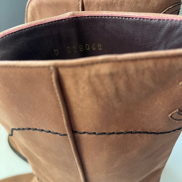 (Sold) Chanel Cowboy Leather boots - Picture 4 of 4